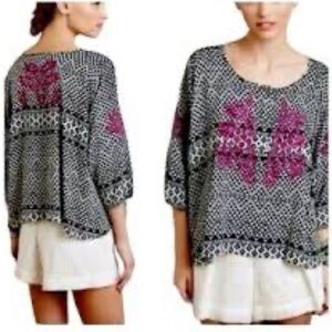 J22 Maeve Anthropologie Womens Geometric Embroidere Blouse Black White Purple XS